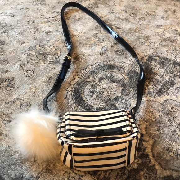 Kate Spade Bow Crossbody - Picture 4 of 4